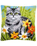 Borduurpakket kruissteekkussen poes tussen bloemen Vervaco pn-0150975