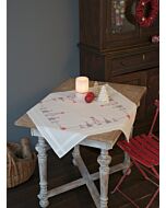 Borduurpakket voorbedrukt tafelkleed Kerstbomen in rood/grijs Vervaco PN-0166603 