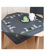 Vervaco borduurpakket tafelkleed paaseitjes en haasjes PN-0170167 voorbedrukt