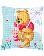Borduurpakket borduurkussen kruissteek Disney Winnie in de regen Vervaco  PN-0172780
