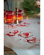 Borduurpakket tafelkleed Kerstkabouters op ski's om te borduren Vervaco PN-0172852