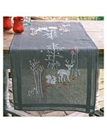 Vervaco borduurpakket tafelloper Bosdieren in de winter PN-0201768 voorbedrukt