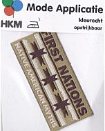 Beige applicatie met 3 bruine sterren en tekst.