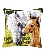  wit paard met veulen