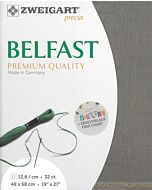 Zweigart linnen borduurstof Belfast 32counts/12,6 draden per cm kl.7025 donker taupe afm. 48x68cm