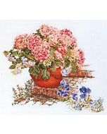 Borduurpakket thea gouverneur roze hortensia 