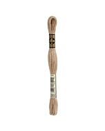 Borduurzijde DMC Mouline Special 117 kl.3864 licht mocha beige 