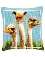 Borduurpakket kruissteekkussen  struisvogels van Vervaco pn-0149264