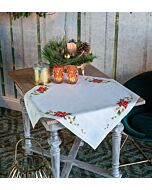 Vervaco borduurpakket tafelkleed kerstbloemen pn-0157190