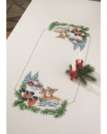 Permin bordurupakket Kerst tafelkleed rendieren en goudvinken in de sneeuw 58-6291 met telpatroon
