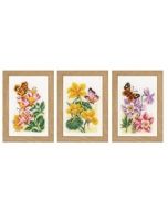 3 Borduurpakketten bloemen en vlinders om te borduren van vervaco pn-0156498