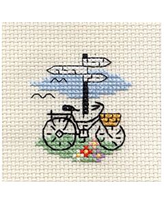 Mouseloft borduurpakket fiets bij een wegwijzer 004-F04 telpatroon