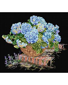Thea Gouveneur borduurpakket 'Blauwe hortensia' 2046.05 telpatroon (ook verkrijgbaar op witte aida, 2046A)