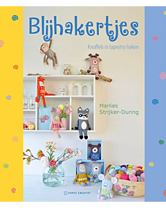 Boek Blijhakertjes, knuffels in tapesrty haken van Marlies Strijker-During