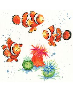 Borduurpakket Clowning Around vissen om te borduren Bothy Threads xhd98