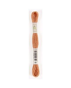 DMC Eco Vita kleur 302 perzik wollig borduurgaren
