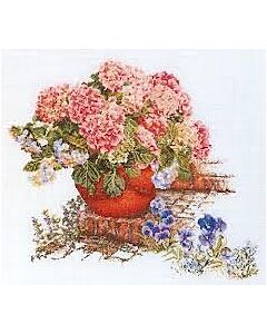 Borduurpakket thea gouverneur roze hortensia 