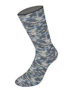 Lana Grossa Meilenweit Multi kl.9980 8-draads sokkenwol is een lekkere dikke sokkenwol voor naalden 4.5-5.0mm. Naast sokken breien is deze draad ook geschikt voor vele andere projecten!