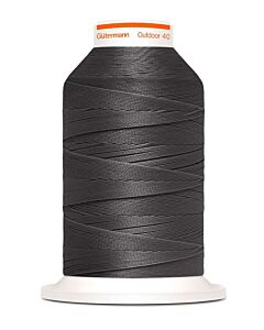 Gütermann Outdoor naaigaren kleur 8870 (donkergroen)