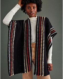 Een chique poncho om te haken van Phildar PhiL Looping. Ideaal om te dragen ergens overheen met de frisse dagen. Met het haakpakket ontvangt u het garen incl. patroon