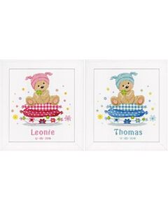 Borduurpakket Geboortetegel Beertje op kussen: thomas  om te borduren voor een baby Vervaco PN-0151012