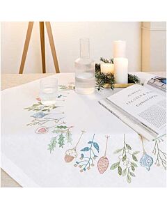 Rico Design borduurpakket tafelkleed kerstkrans 31240.52.21 voorbedrukt 90x90cm