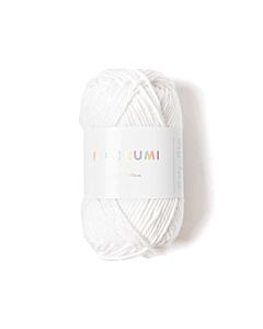 Rico Design Ricorumi DK kl.1 wit is een 100% katoen bolletje en is een ideaal garen voor schattige amigurumi's tot kleurrijke decoraties. Dit 100% katoenen garen is speciaal ontwikkeld voor het haken van kleine figuurtjes en accessoires.
Per bol 25 gra