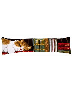 Borduurpakket tochtkussen in kruissteek om te borduren slapende kat in boekenrek 80x20 cm Vervaco  pn-0148238
